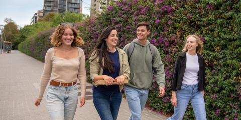 ESL Languages Course Plus Discover the city 1
